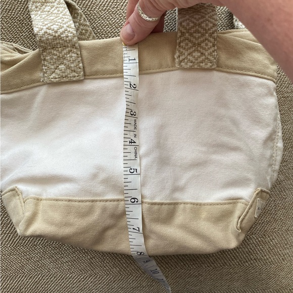 American Eagle Canvas Bag. Woven Cotton Straps. Tan and Cream Color Canvas. EUC. - Picture 7 of 14